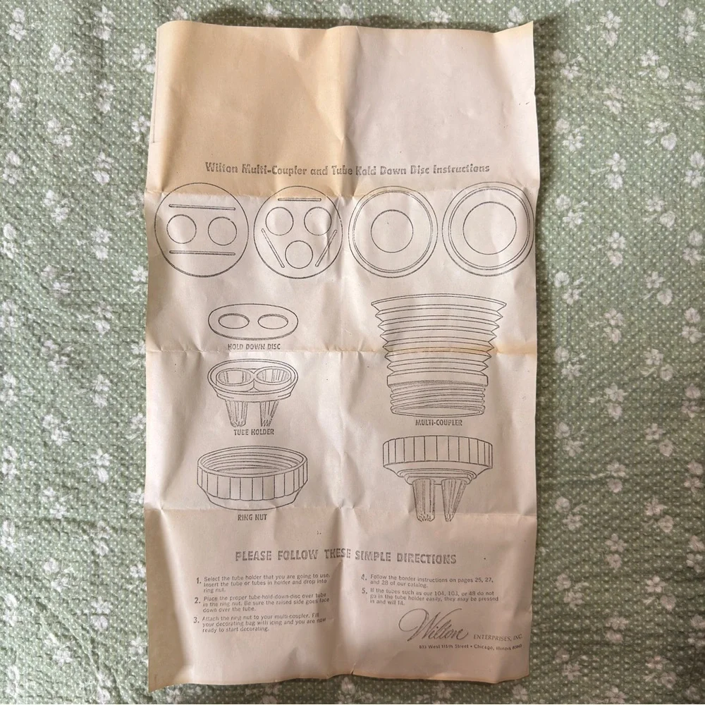 Wilton Multi-Coupler Decorating Set